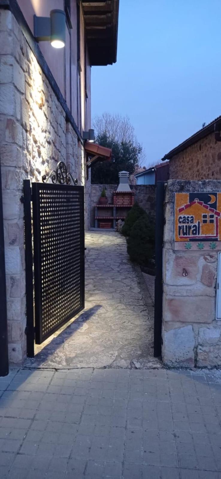 Entrada Río Lobos