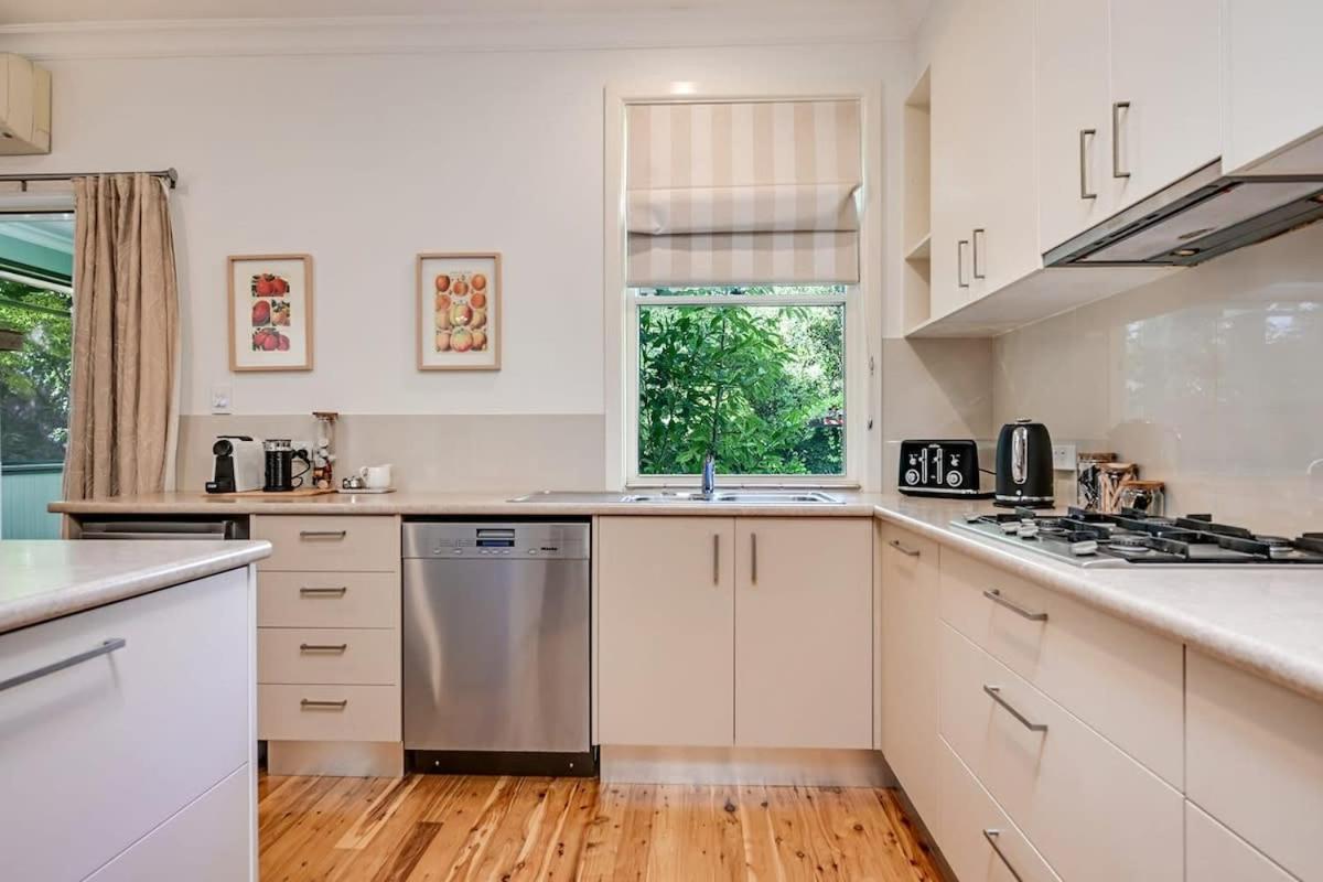 Hideaway on March - Close to CBD & Duntryleague