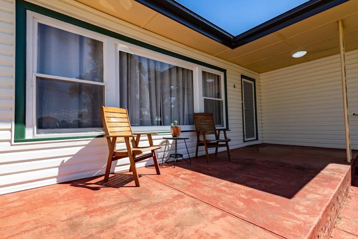 Crown Comforts - Family Escape, Firepit