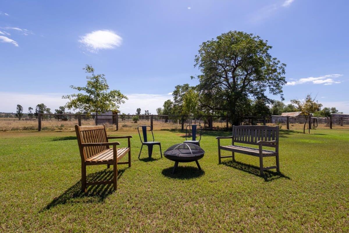 Boothenba Cottage - Heritage Farm Stay, Firepit