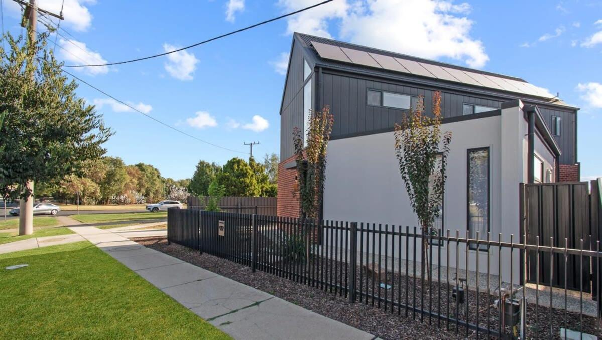 Urban Barn - Stylish, Family Friendly
