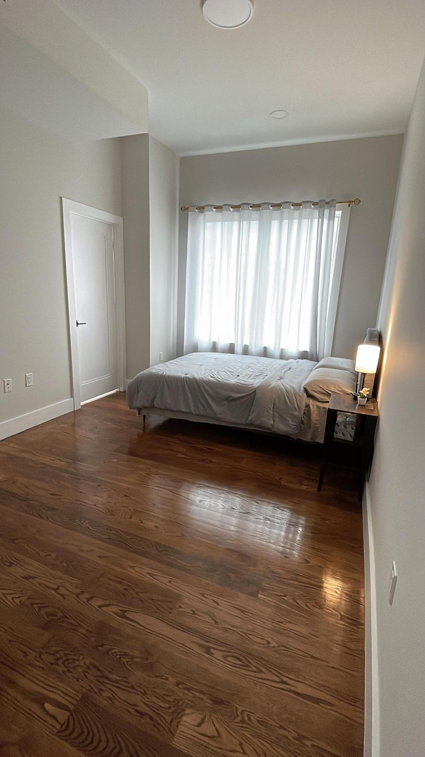 luxurious big house view 4
