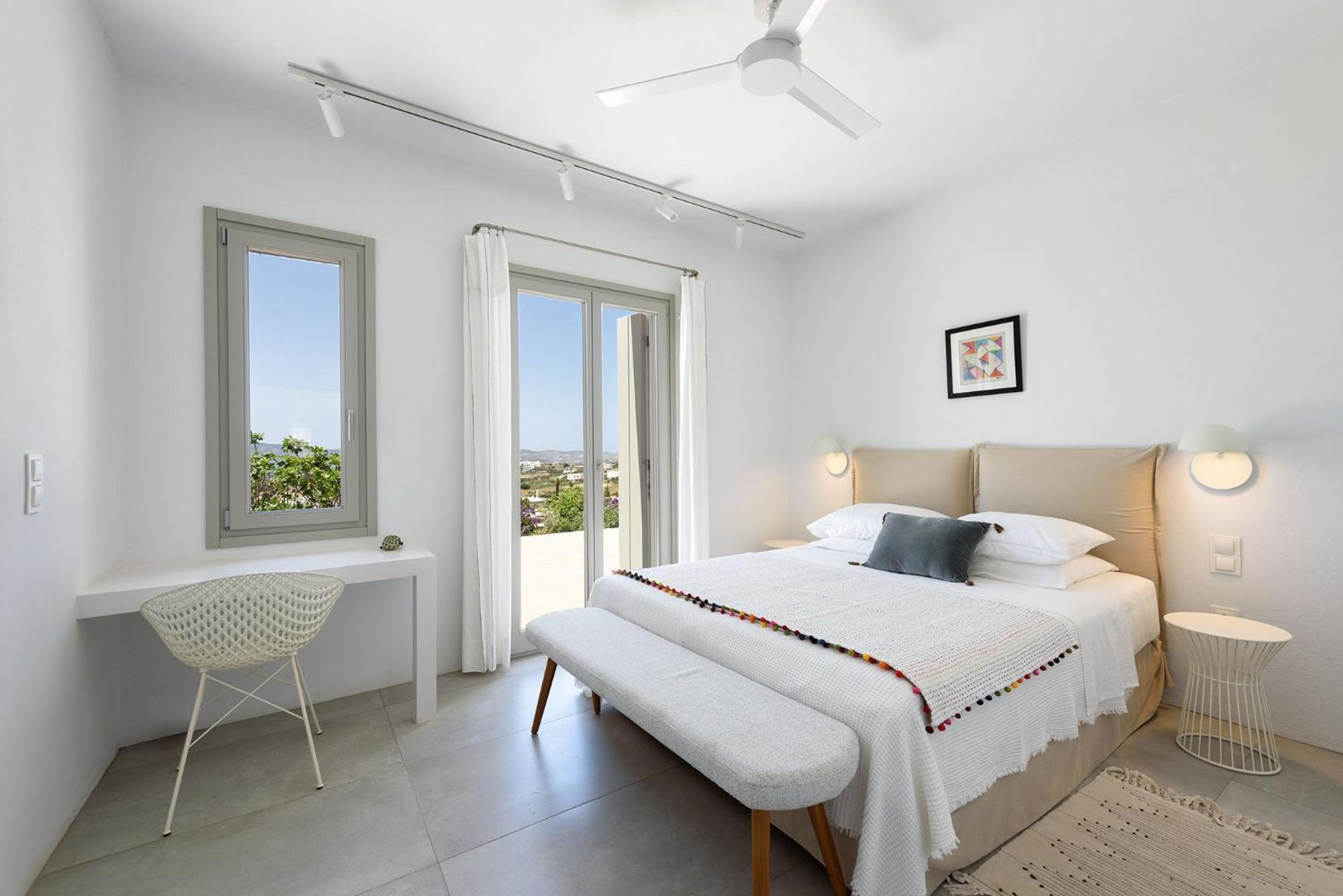 Outstanding new villa with great pool area and panoramic sea view
