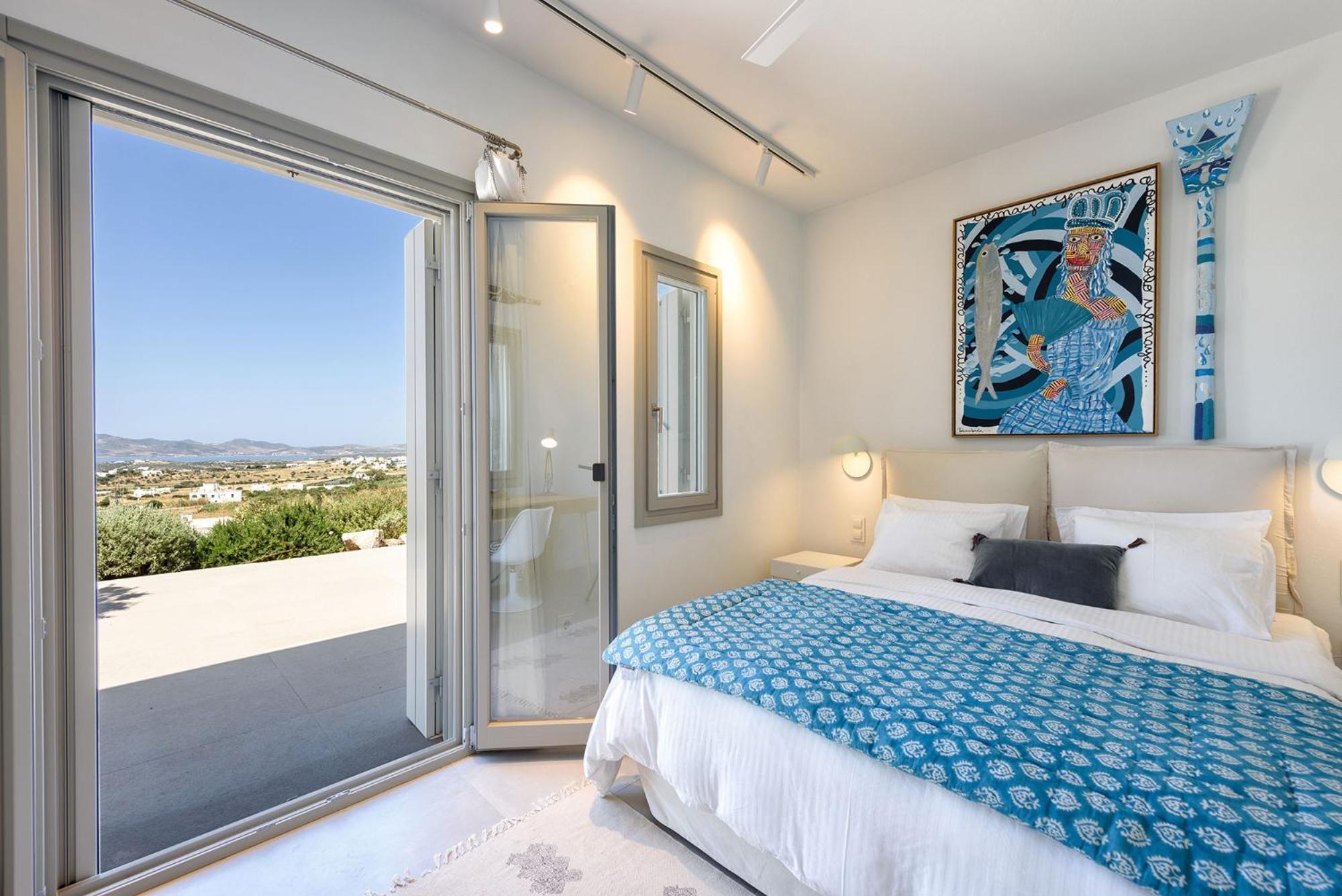 Outstanding new villa with great pool area and panoramic sea view