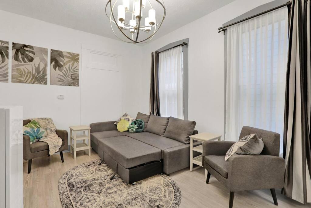 Charming Home in Fountain Square view 5