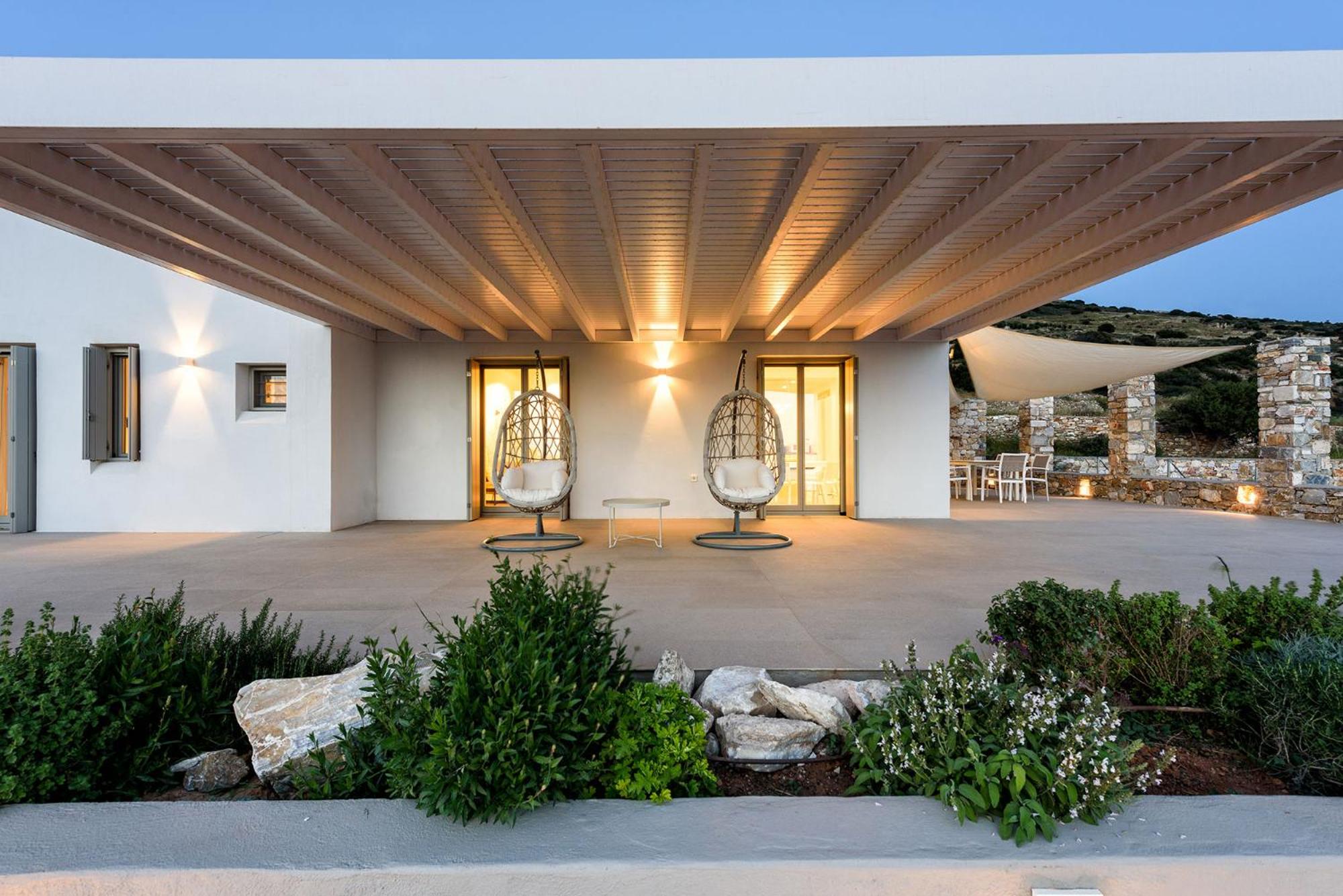 Outstanding new villa with great pool area and panoramic sea view