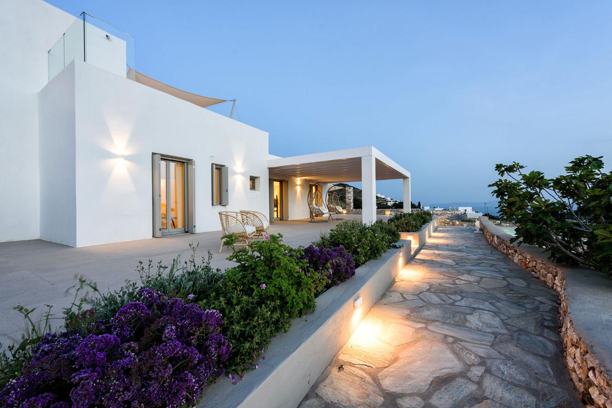 Outstanding new villa with great pool area and panoramic sea view