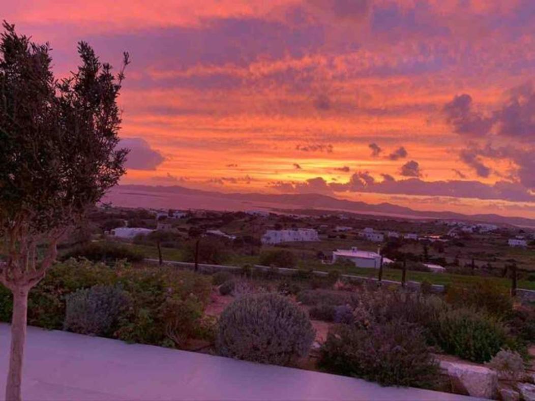 Outstanding new villa with great pool area and panoramic sea view