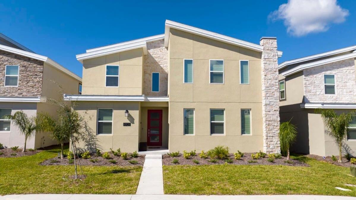 Super nice and spacious 9BDR home