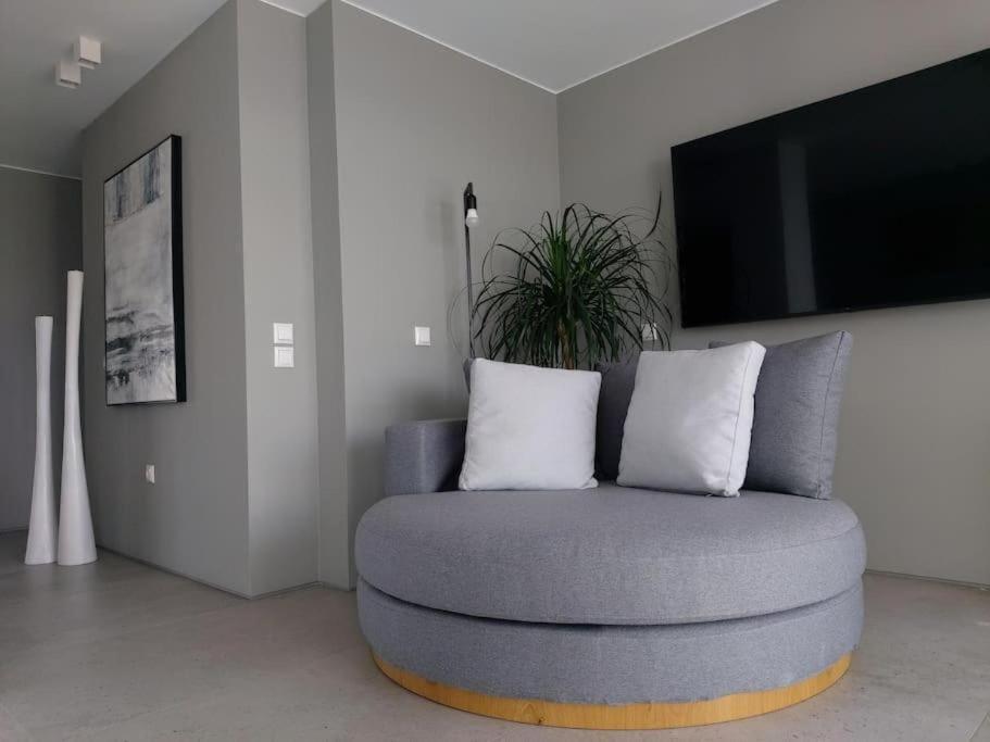 CW Athens Riviera Suite