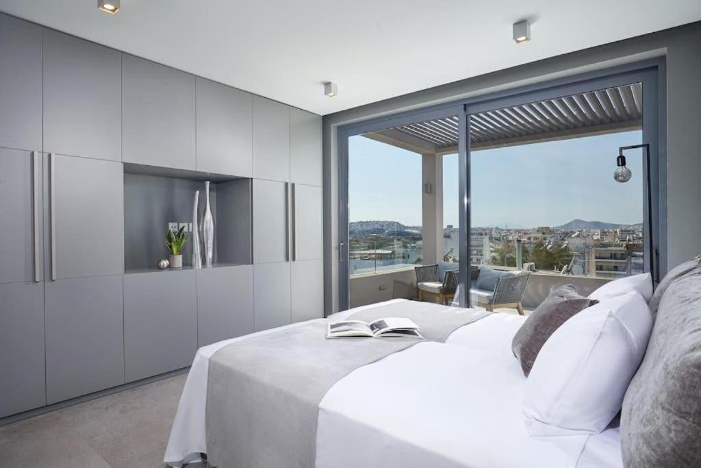 CW Athens Riviera Suite