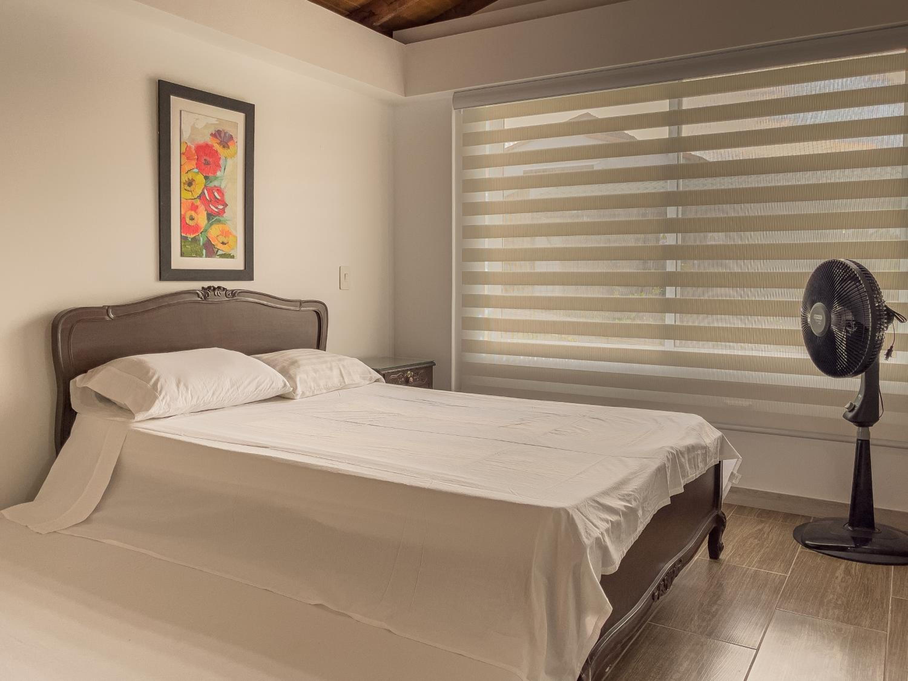 Casa Campestre Nueva y Familiar + Jacuzzi + Wifi
