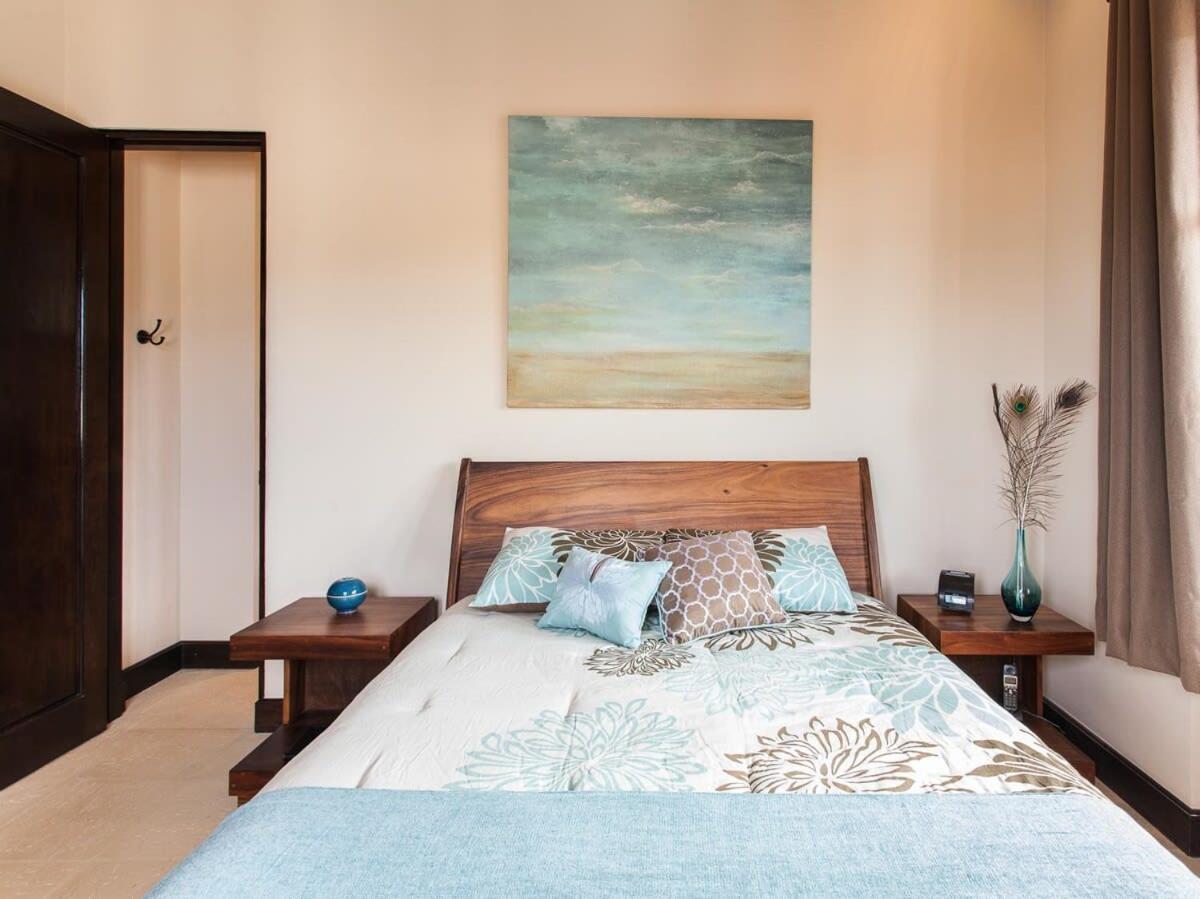 Beautiful Mediterranean-Style Penthouse with an Oceanview Balcony