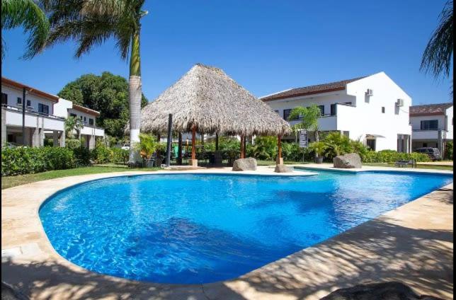 Fabulous 2-Story Condo with Big Pool - Short Drive to Beaches