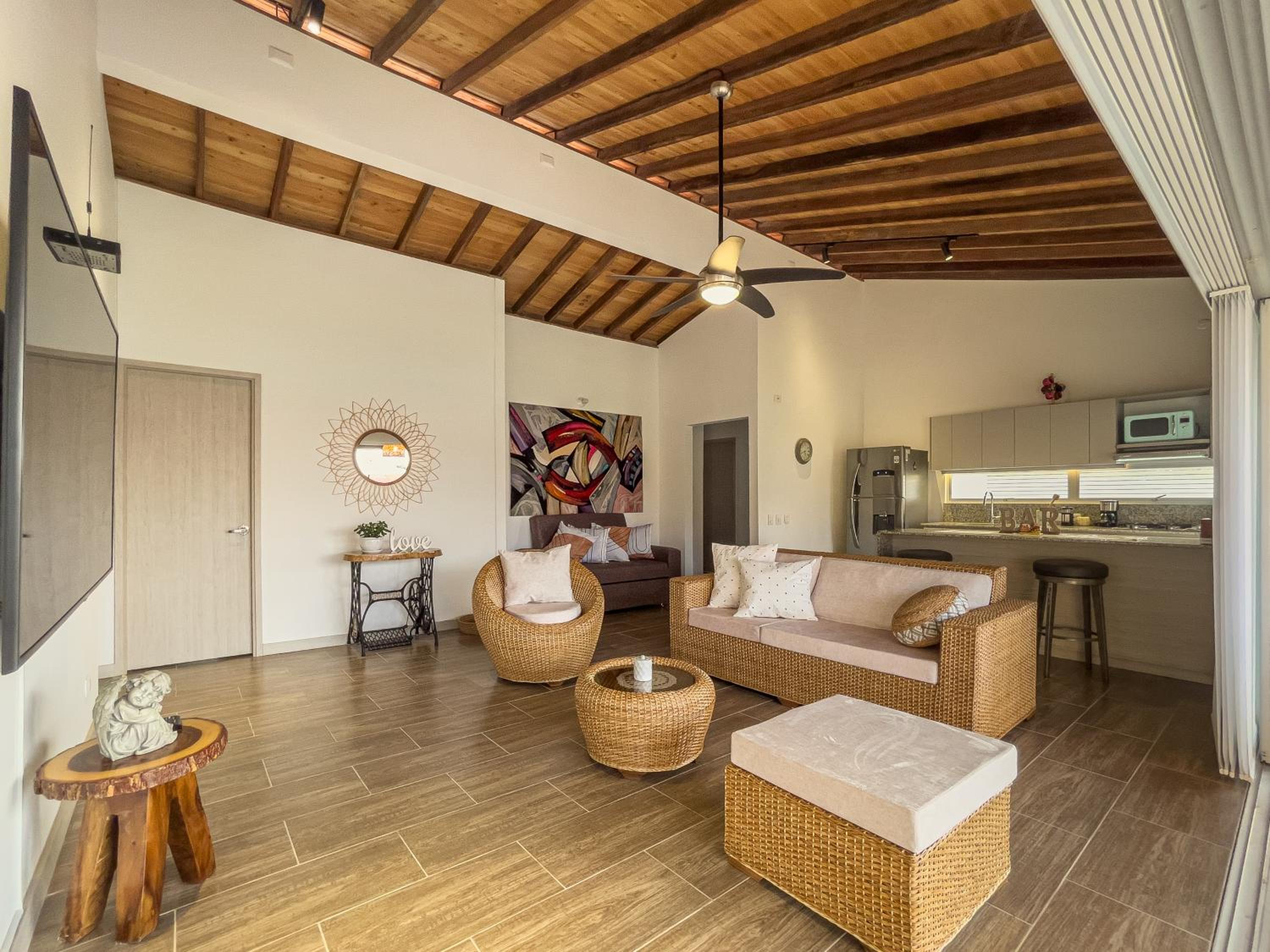 Casa Campestre Nueva y Familiar + Jacuzzi + Wifi