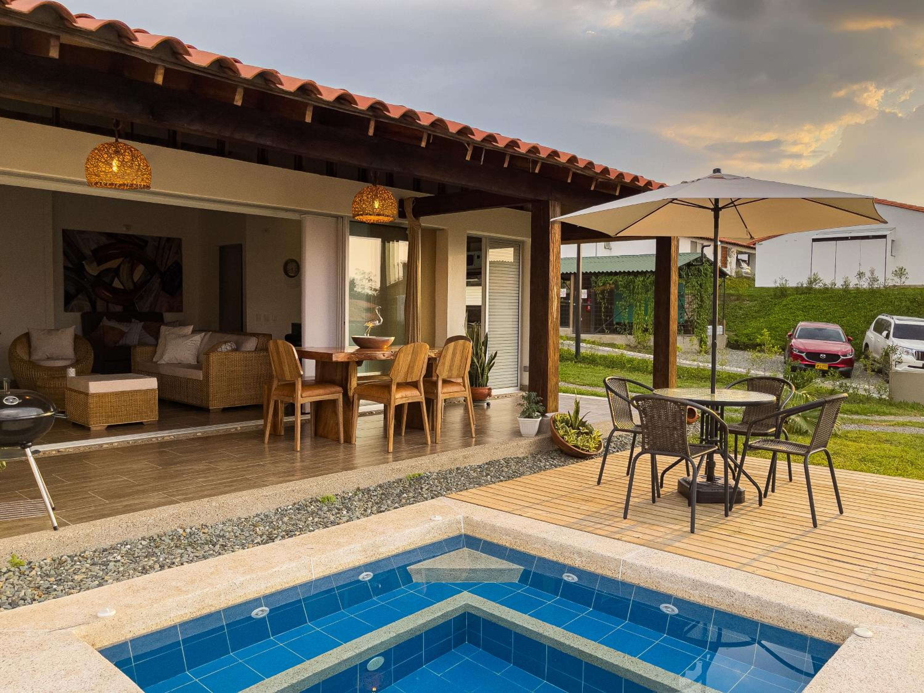 Casa Campestre Nueva y Familiar + Jacuzzi + Wifi