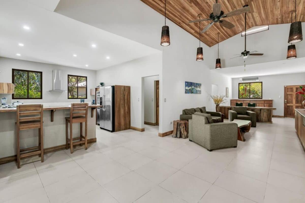 Stylish 3-Bedroom Tropical Escape with Pool & Outdoor Living, 1 Block from Playa Potrero