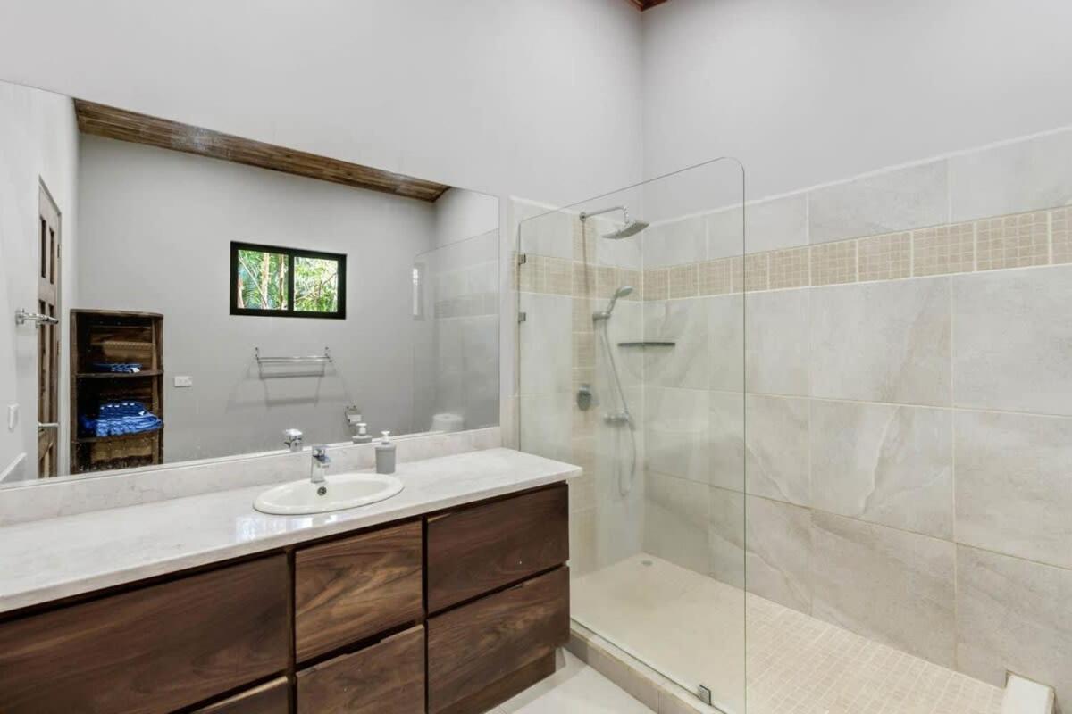 Stylish 3-Bedroom Tropical Escape with Pool & Outdoor Living, 1 Block from Playa Potrero