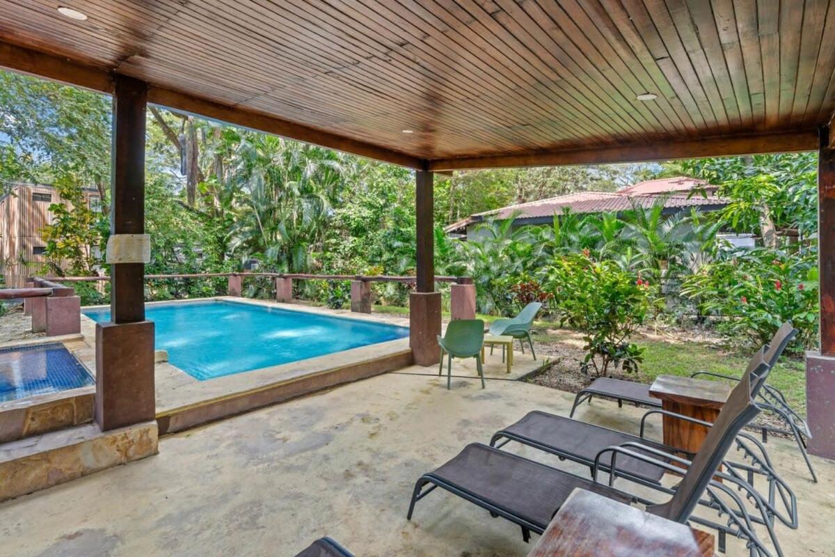 Stylish 3-Bedroom Tropical Escape with Pool & Outdoor Living, 1 Block from Playa Potrero