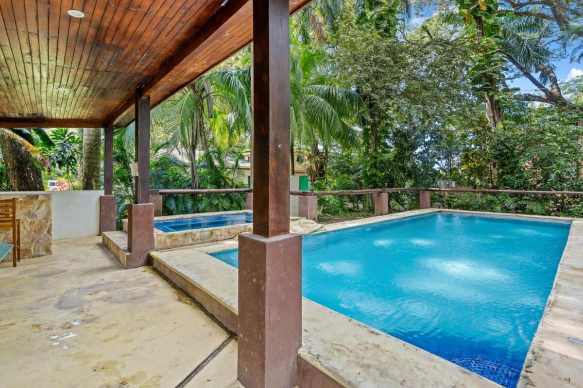 Stylish 3-Bedroom Tropical Escape with Pool & Outdoor Living, 1 Block from Playa Potrero