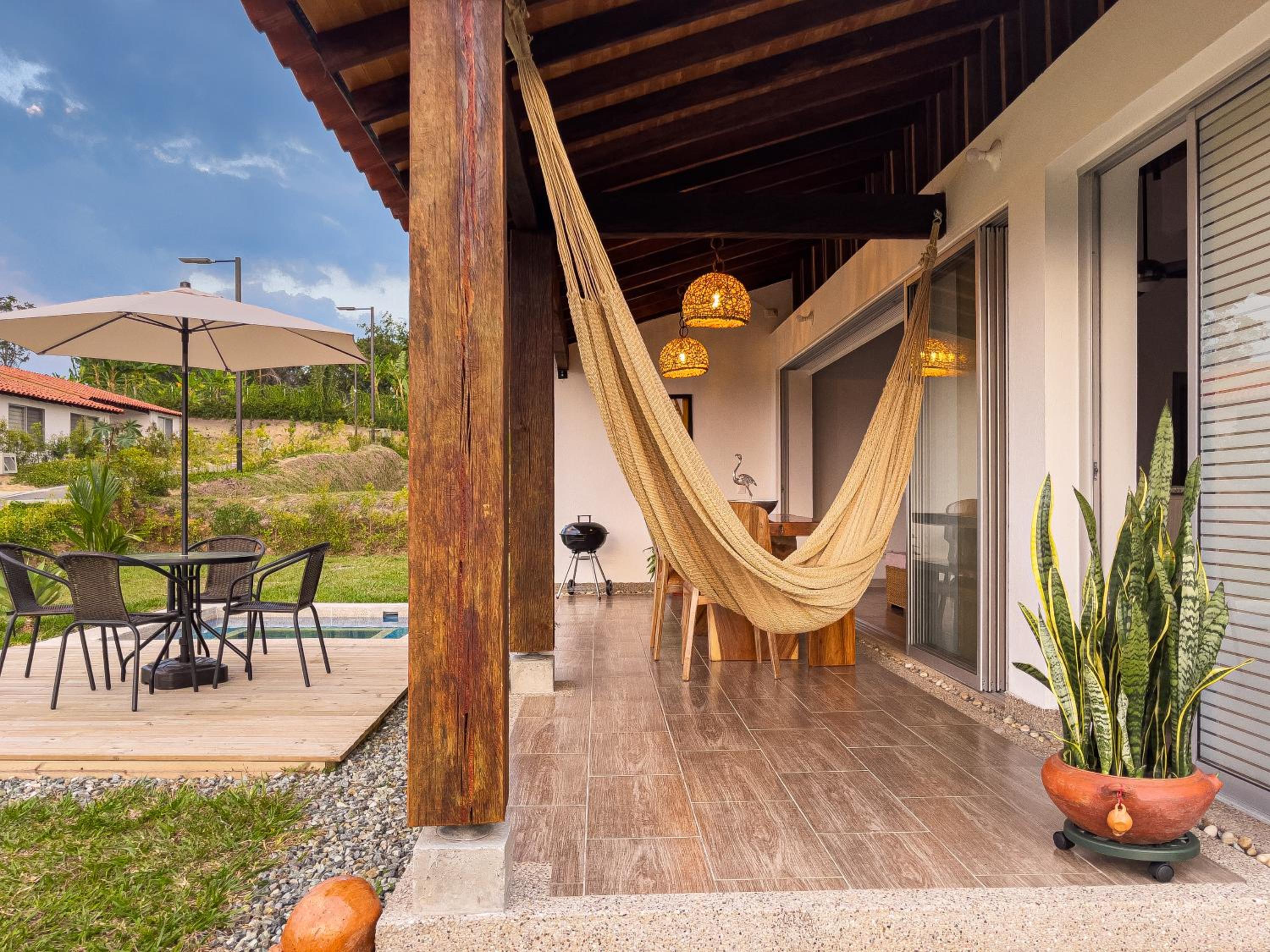 Casa Campestre Nueva y Familiar + Jacuzzi + Wifi