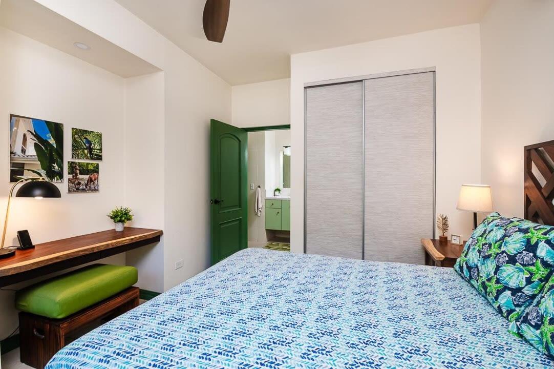 1-BD Near Beach Great for Digital Nomads