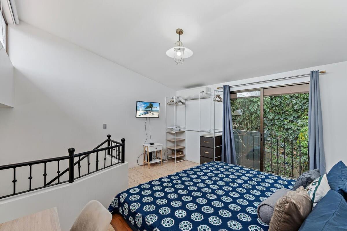 Bright and Spacious Loft-Style Apartment a Five-Minute Walk to the Beach