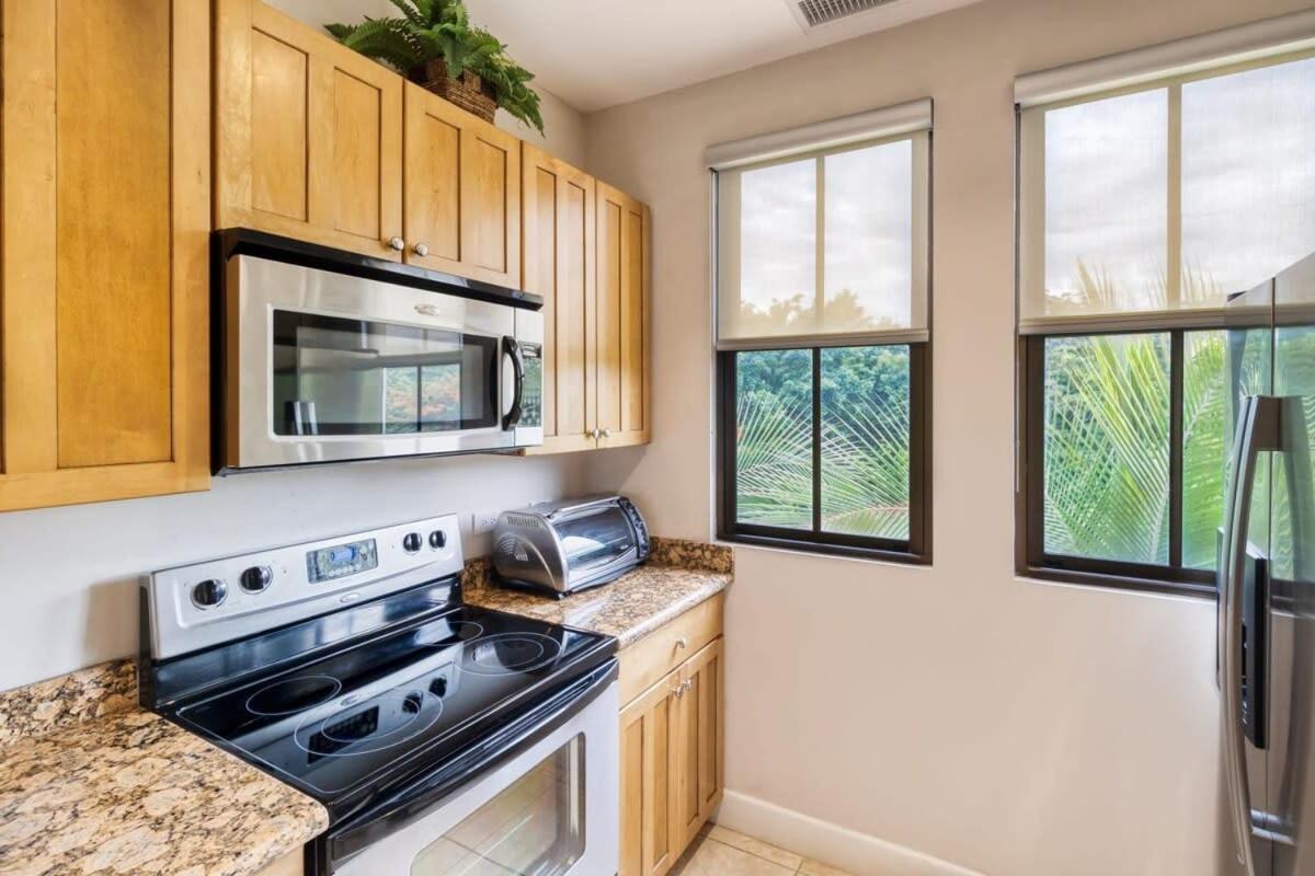 3-Bedroom 2-Bath Condo Overlooking Pool