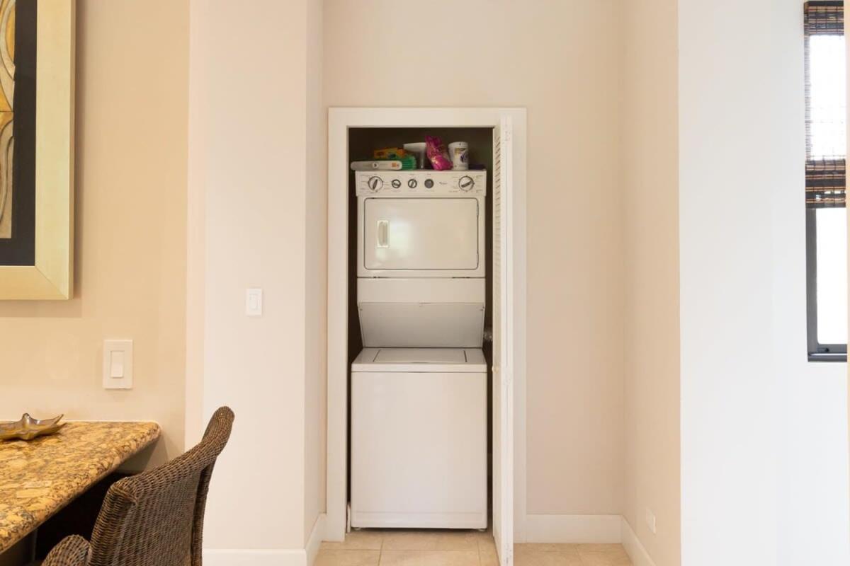 3-Bedroom 2-Bath Condo Overlooking Pool