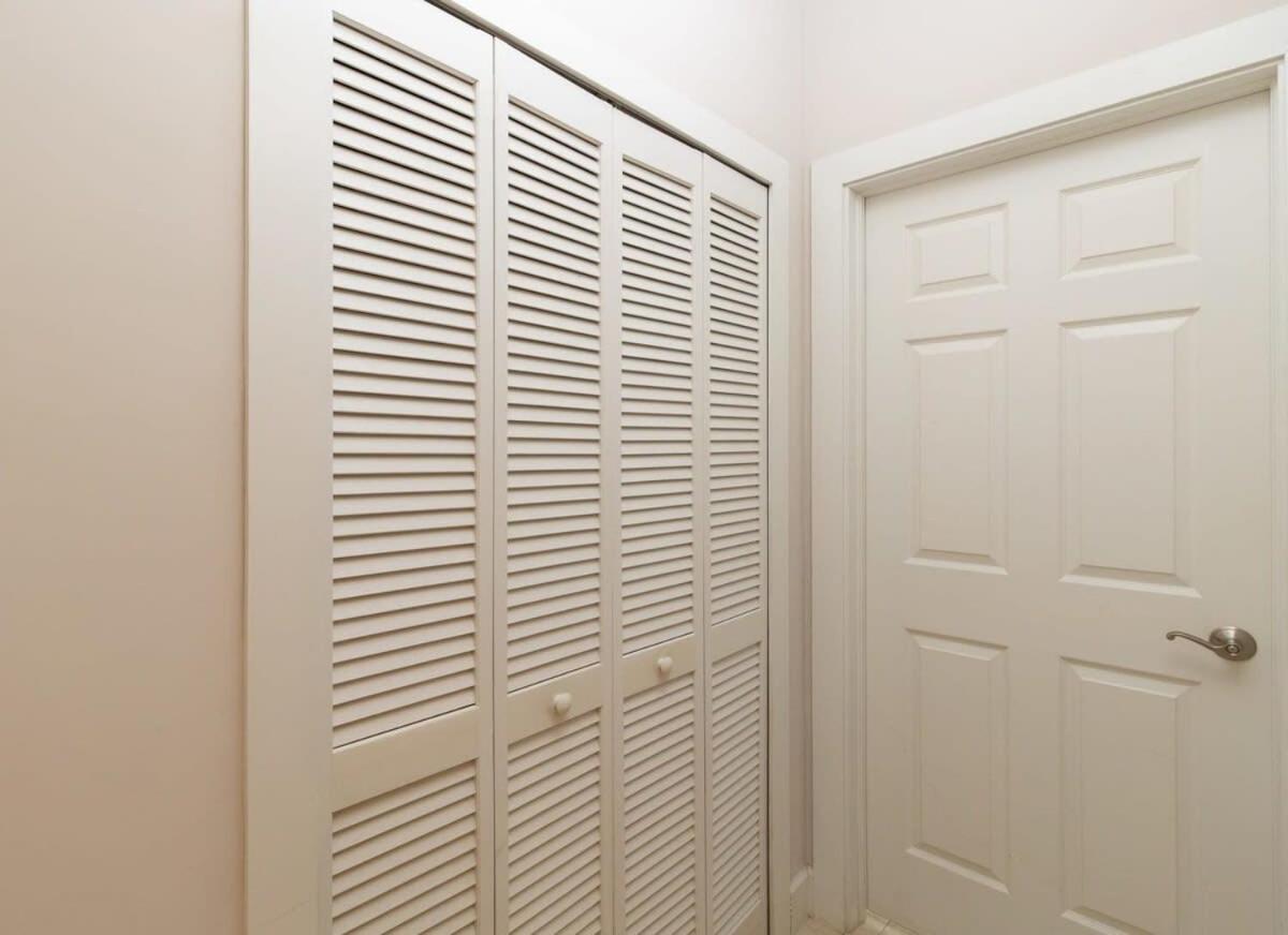3-Bedroom 2-Bath Condo Overlooking Pool