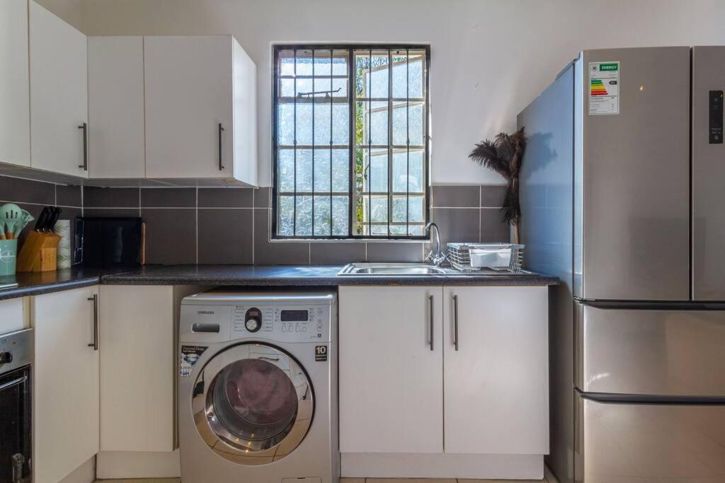 1 Bedroom Apartment in Houghton with Uninterrupted WiFi