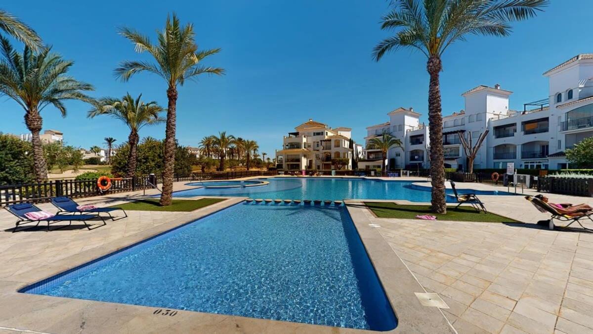 Beautiful apartment overlooking the pool- MO2411LT view 2