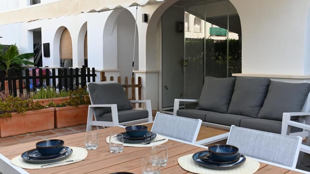 Bright improved ground floor apartment - BA202LT photo 3