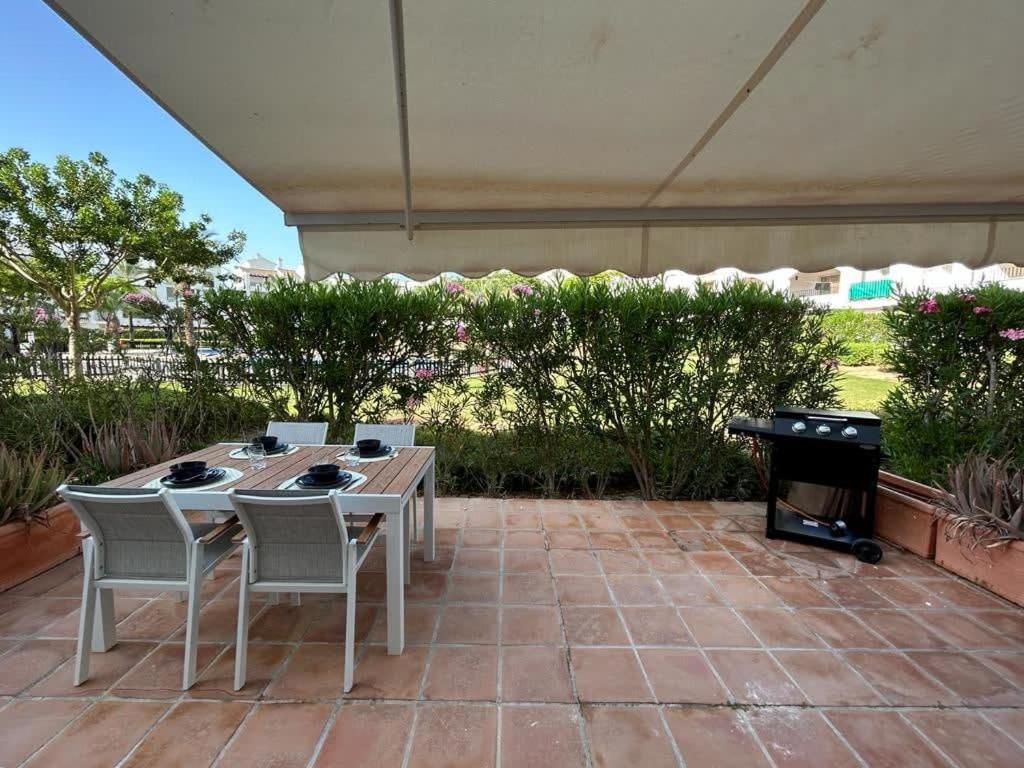 Bright improved ground floor apartment - BA202LT photo 5