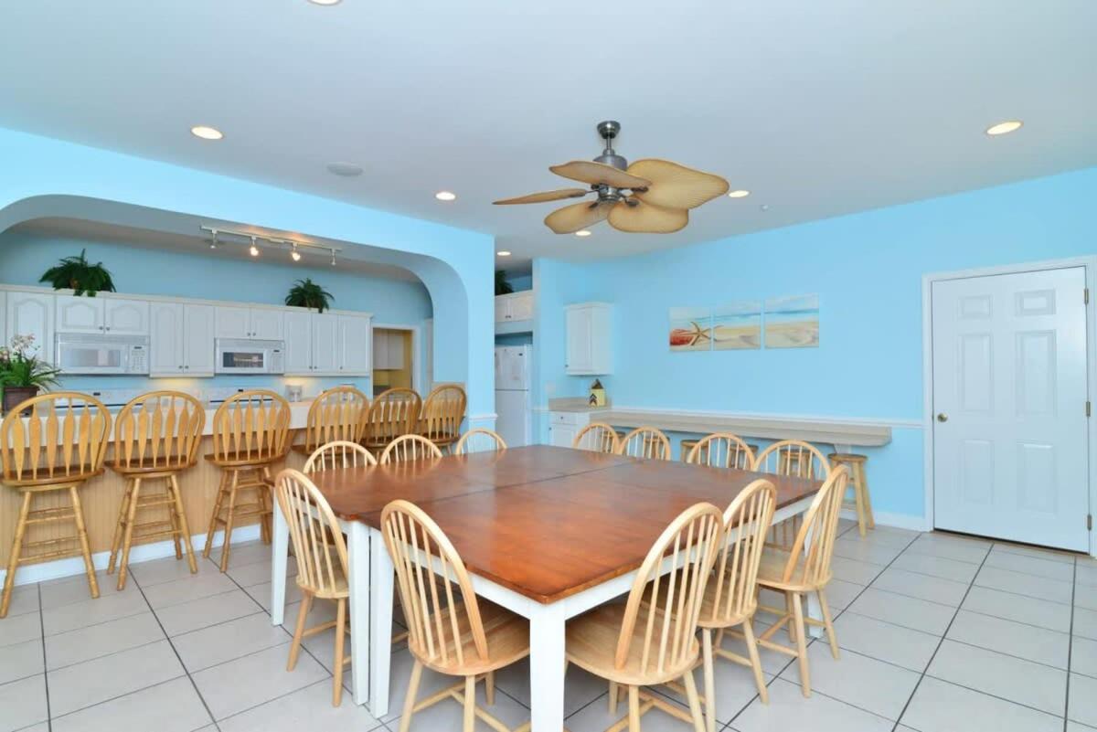 Exclusive Ocean View Beach Castle w Pool Grill Pool Table