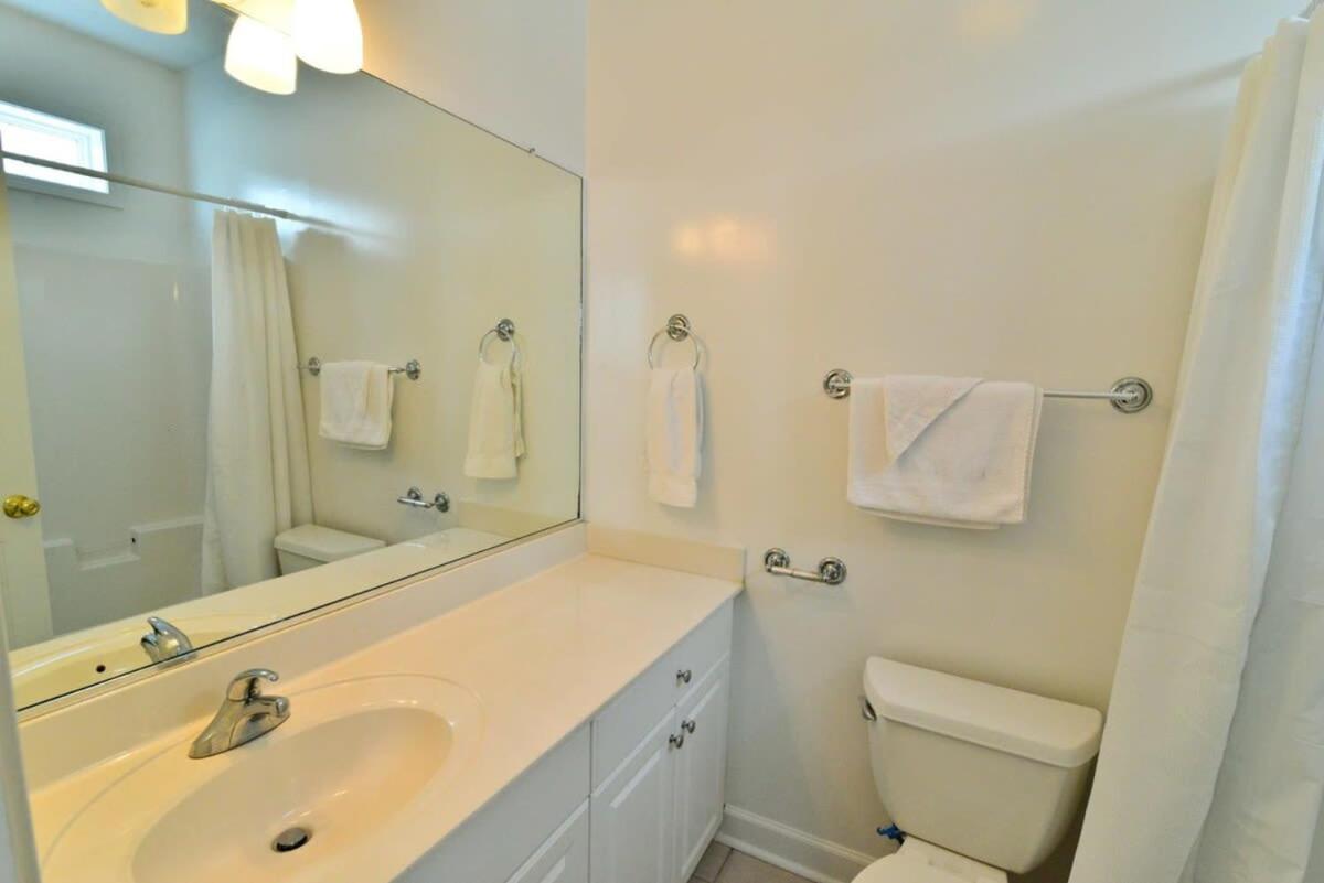 Exclusive Ocean View Beach Castle w Pool Grill Pool Table