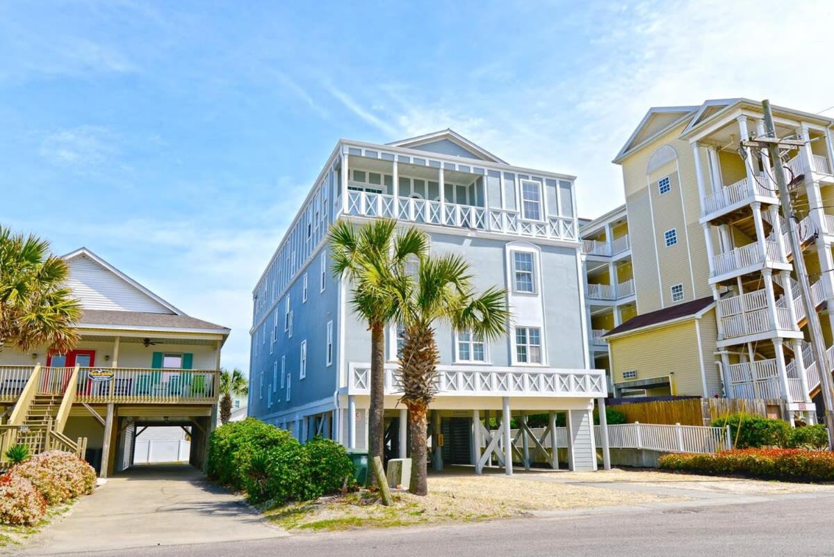 Exclusive Ocean View Beach Castle w Pool Grill Pool Table