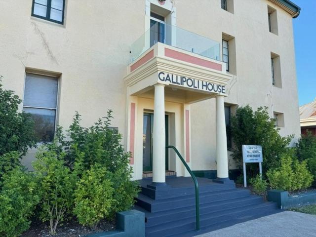 The Gallipoli Flat