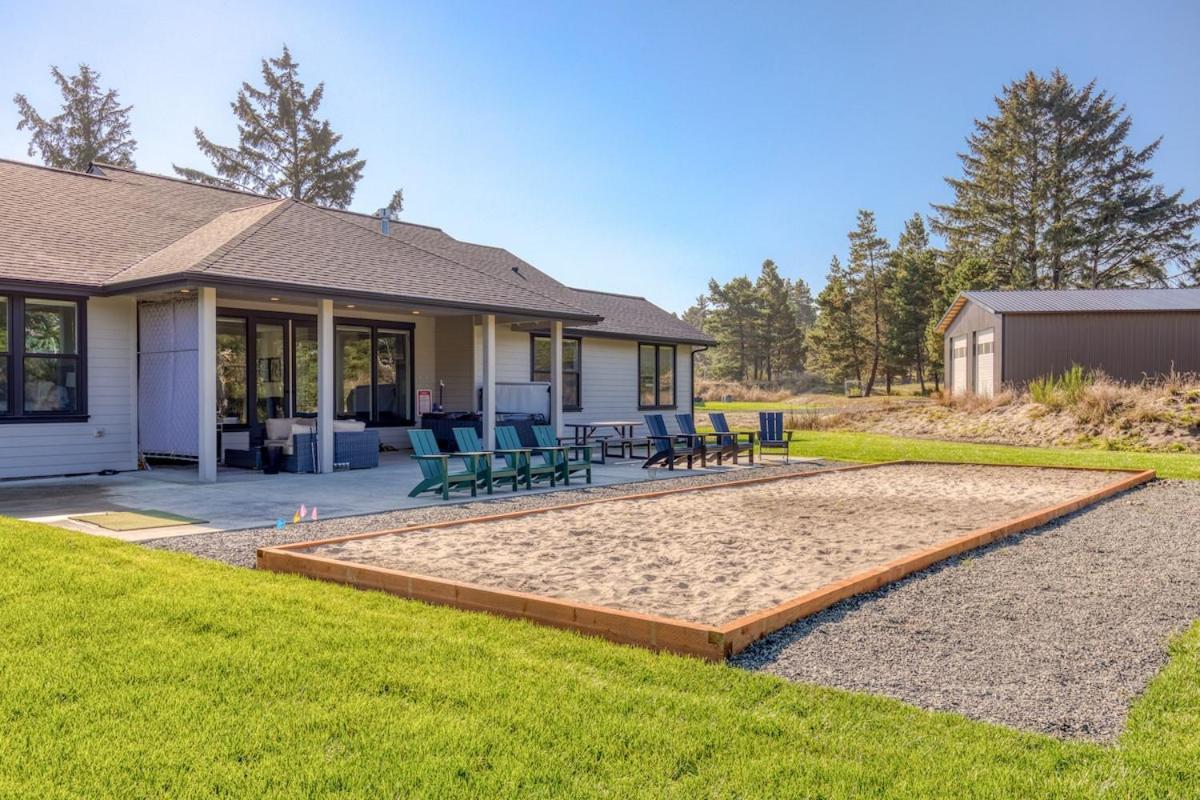 Gearhart Getaway - Gated Community Home w/ Hot Tub, Walk to Beach view 3