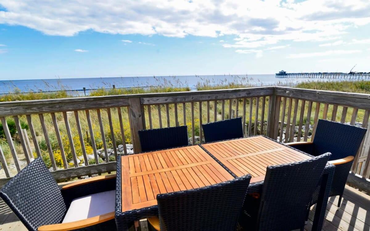 Hazels Castle Huge 2 in 1 Oceanfront House near Pier view 2