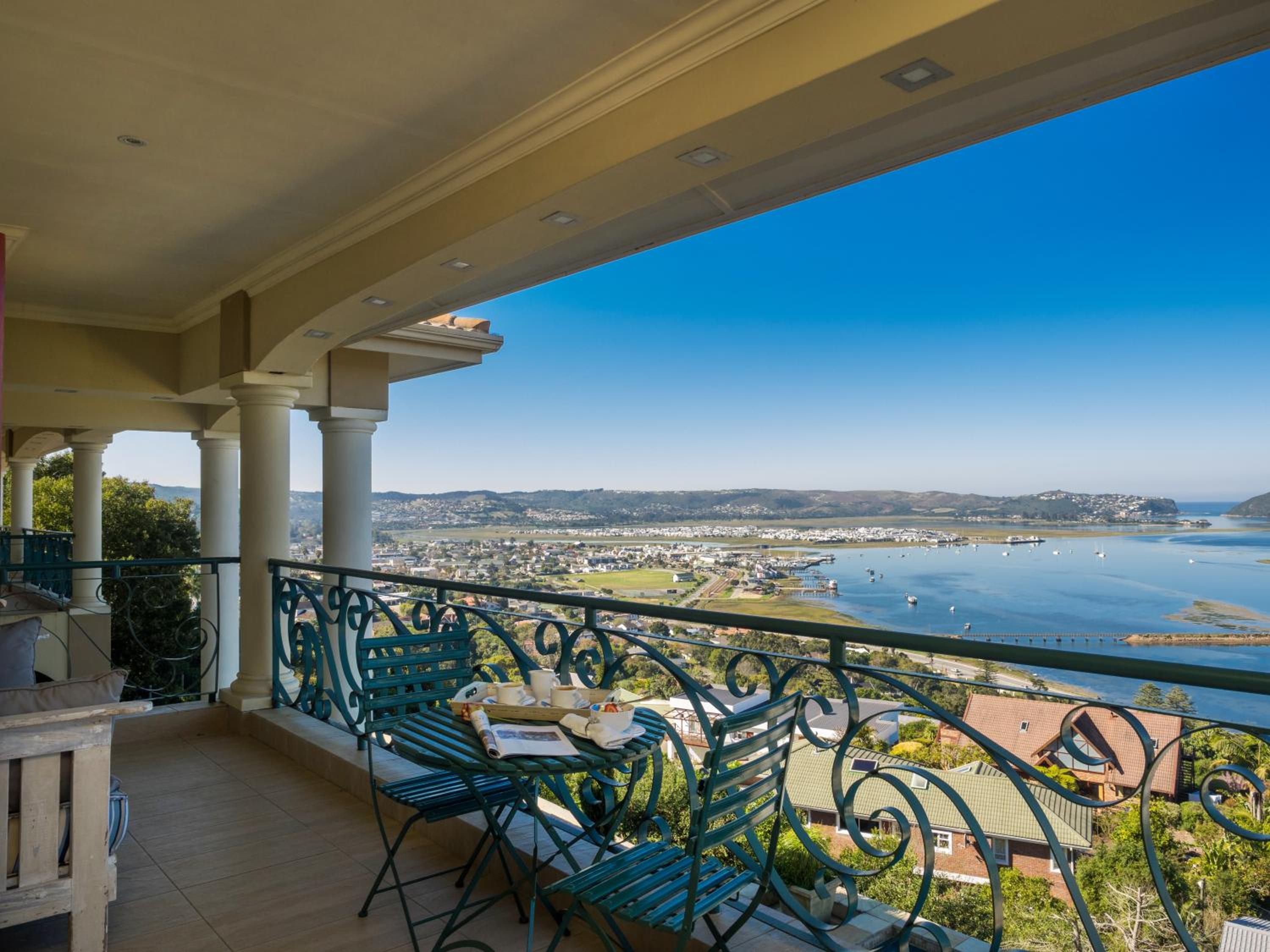 Villa Paradisa Guest House view 3