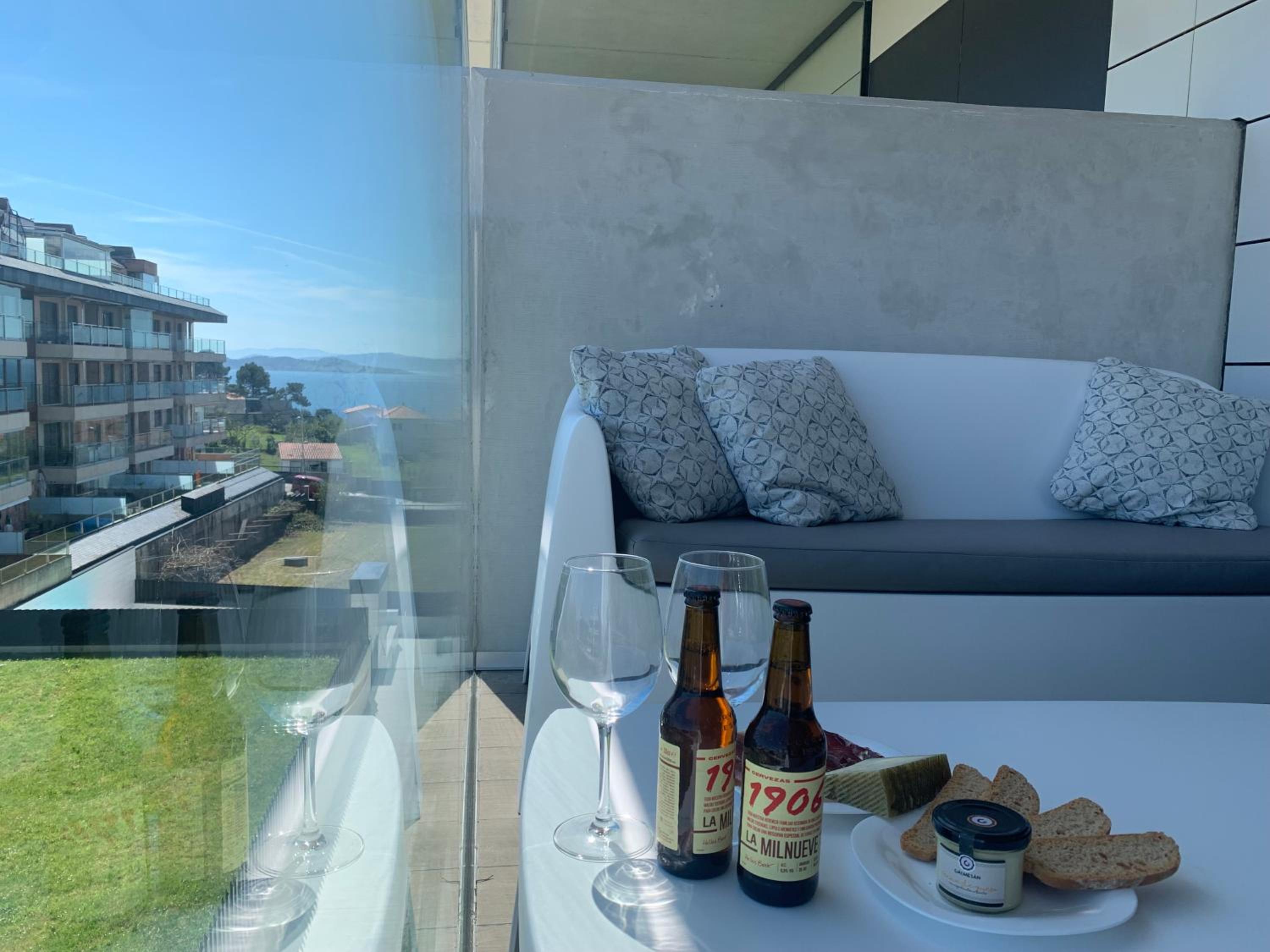 CANELAS PREMIUM NUEVOS con PISCINA, AMPLIAS TERRAZAS Y GARAJE