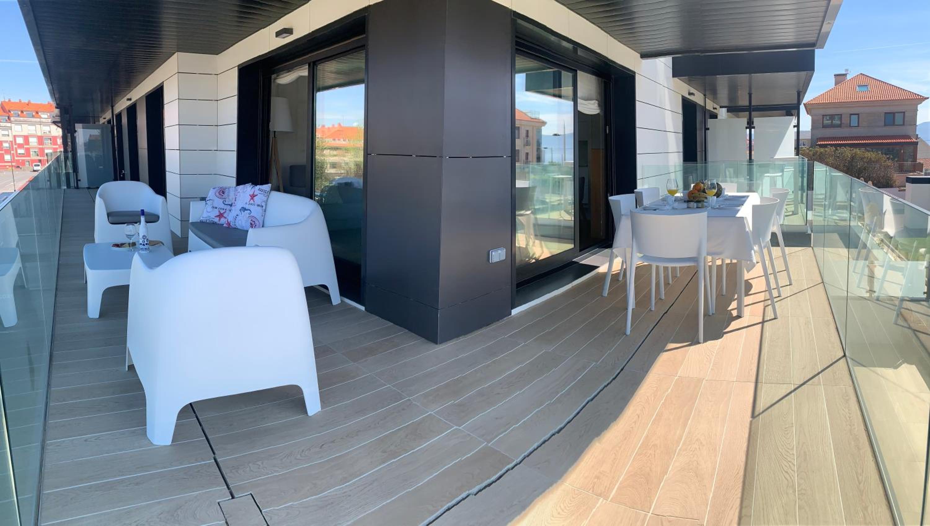 CANELAS PREMIUM NUEVOS con PISCINA, AMPLIAS TERRAZAS Y GARAJE