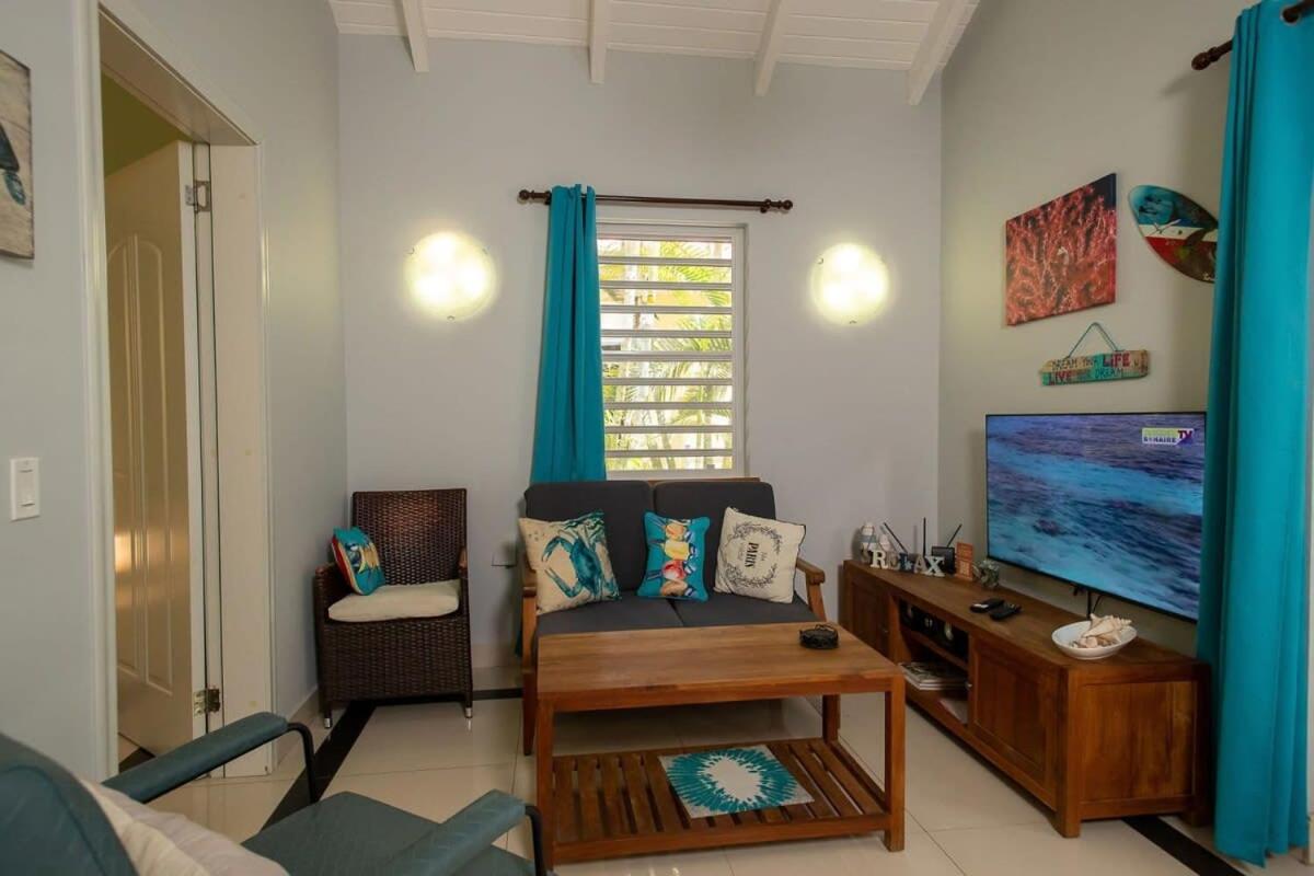 Caracara C1 Relax & Dive Resort Bonaire Village