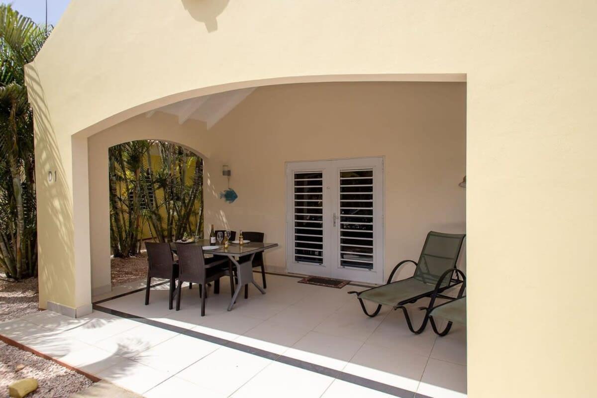 Caracara D1 Relax & Dive Resort Bonaire Village