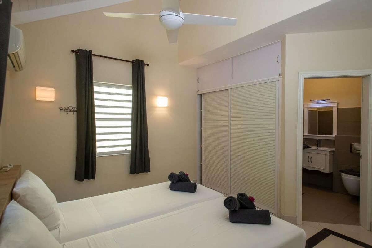 Caracara D1 Relax & Dive Resort Bonaire Village