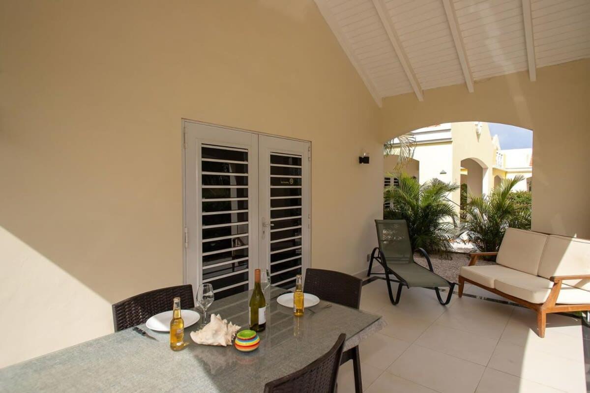 Caracara E1 Relax & Dive Resort Bonaire Village