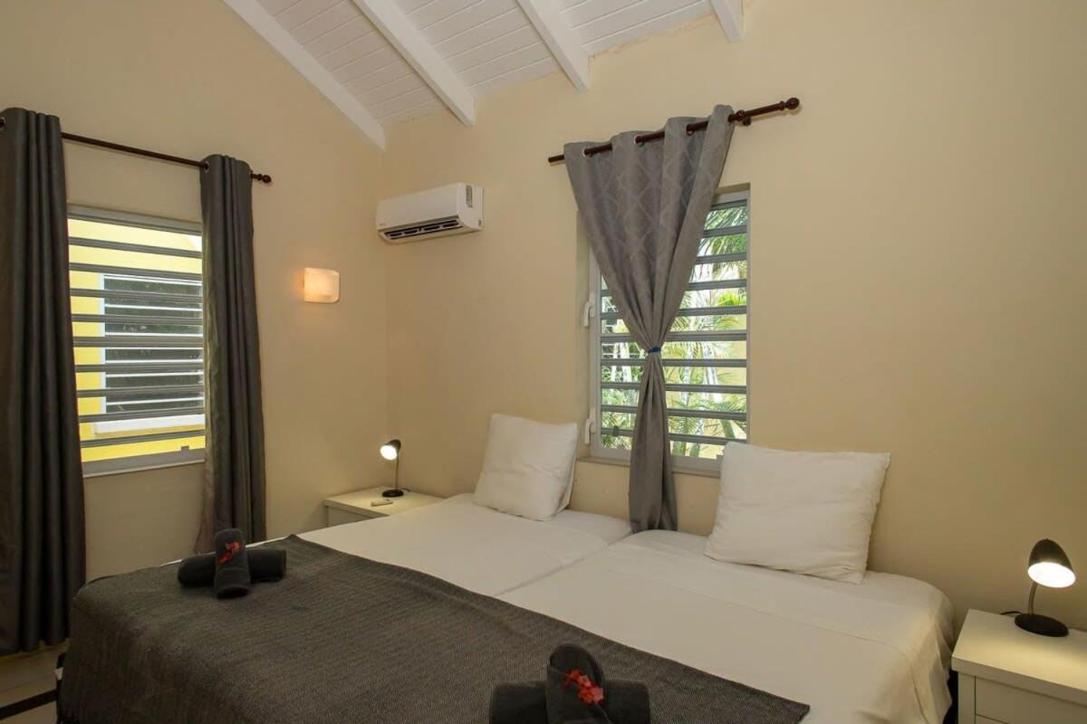 Caracara E1 Relax & Dive Resort Bonaire Village