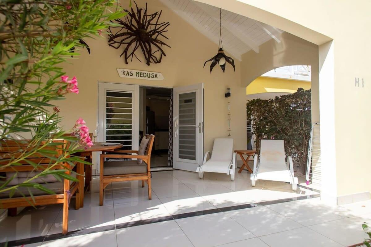 Caracara H1 Relax & Dive Resort Bonaire Village