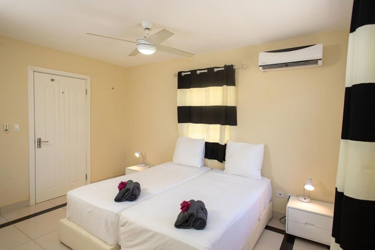 Caracara K3 Relax & Dive Resort Bonaire Village